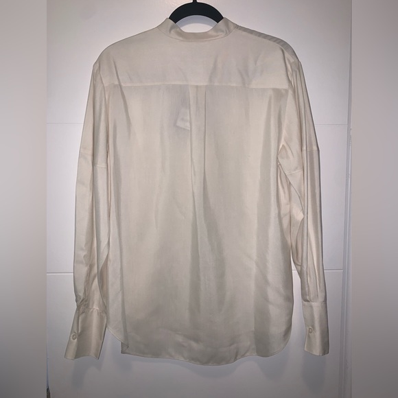 St. John Collection Marie 100% Silk Button Up Mandarin Blouse NEW $695 Small - Picture 11 of 13